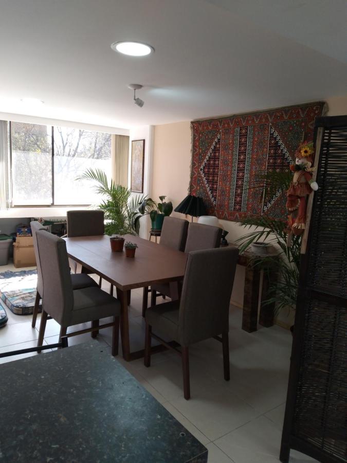 Charming Sunny Bedroom Overlooking Beautiful Amsterdam Avenue In Best Condesa Area Mexico by Eksteriør bilde