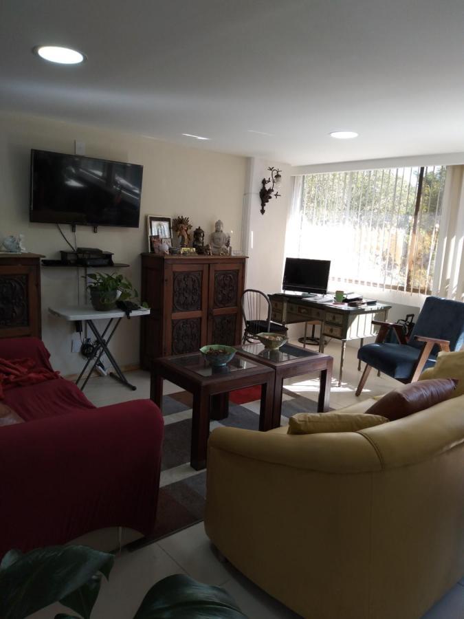 Charming Sunny Bedroom Overlooking Beautiful Amsterdam Avenue In Best Condesa Area Mexico by Eksteriør bilde