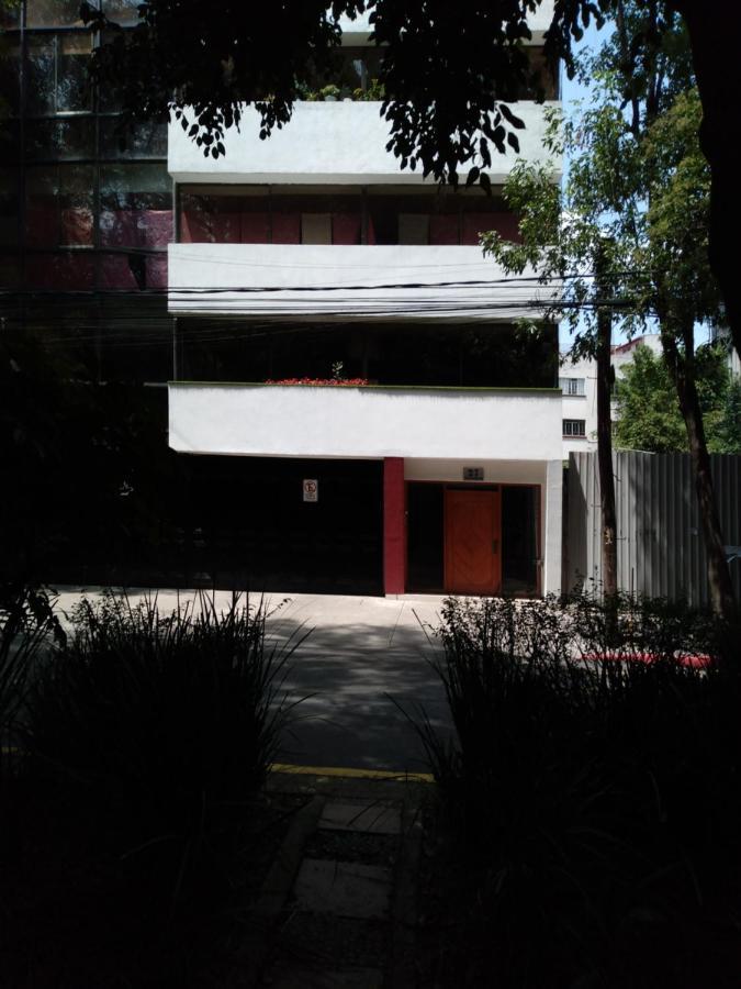 Charming Sunny Bedroom Overlooking Beautiful Amsterdam Avenue In Best Condesa Area Mexico by Eksteriør bilde